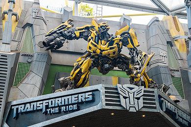 撕裂、交换、求生⸺合作类 Roguelite 射击游戏《 SWAPMEAT》正式开启抢先体验